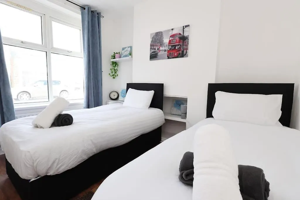 The Cozy Home Free Parking Minutes From Centre Cardiff